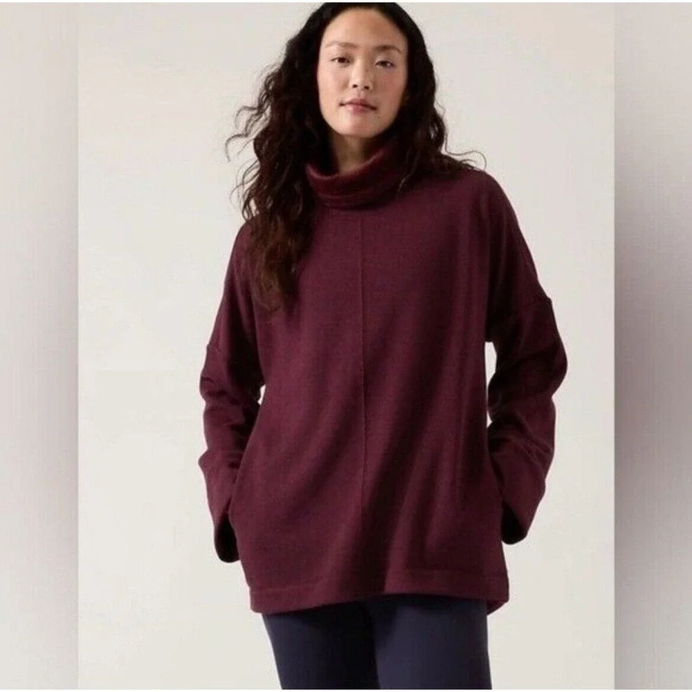 Athleta Cozy Karma Funnel Neck Sweatshirt Fleece‎ Burgundy Pullover Top, Size S
